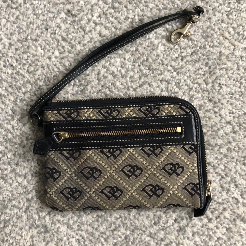 Dooney & Bourke Wristlet